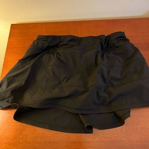 Lululemon size 10 black shorts and tennis skirt